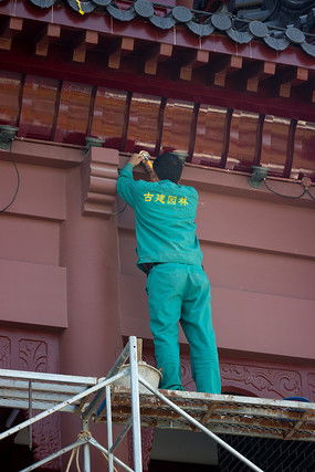 专业维修人员 从图片素材到水电维修材料的全面解析